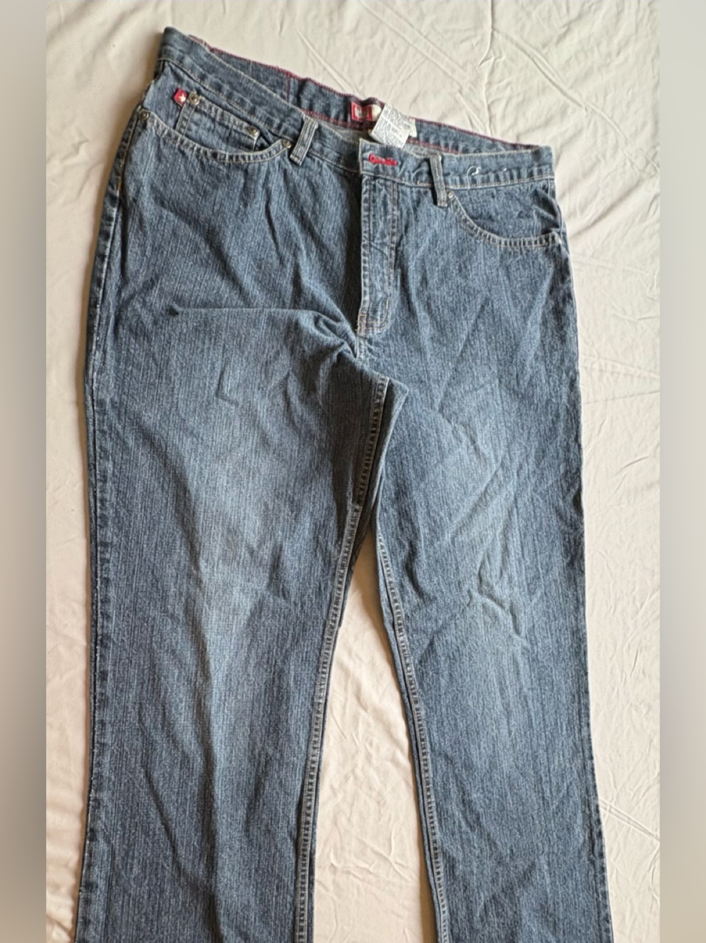 Faded Glory 1972 Women’s Blue Denim Jeans with Red Stitching Size 14